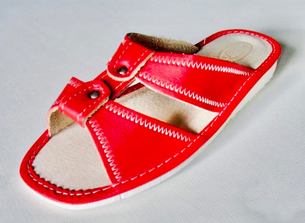 LEATHER-SLIPPERS-SHOES-PANTOFLE-SANDALS-KAPCIE-SKORZANE-SKÓRZANE-EUROPEAN-SANDALY-KLAPKI-POLISH-VIBES-GIFT-GALLERY-CHICAGO 