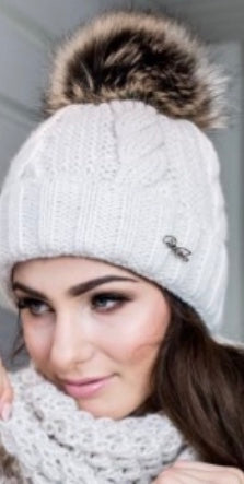 POLSKA-CZAPKA-POM-POM-HAT-BEANIES-WINTER-POLSKA-POLISH-VIBES-GIFT-GALLERY-CHICAGO