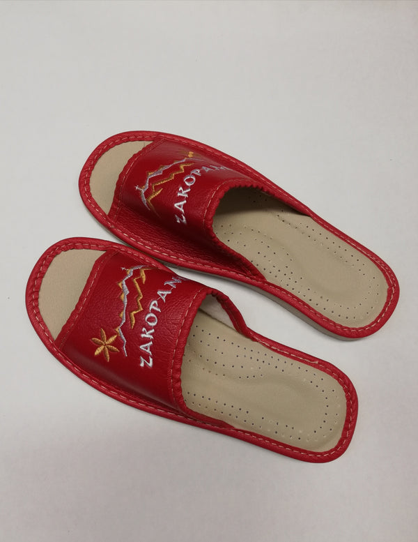 EMBROIDERED - HAND-MADE-GENUINE-LEATHER-SLIPPERS-FLATS-MADE-IN-POLAND-EUROPEAN-POLISH-VIBES -GIFT-GALLERY -KAPCIE -DAMSKIE -SKORZANE-PANTOFLE- GORLASKIE