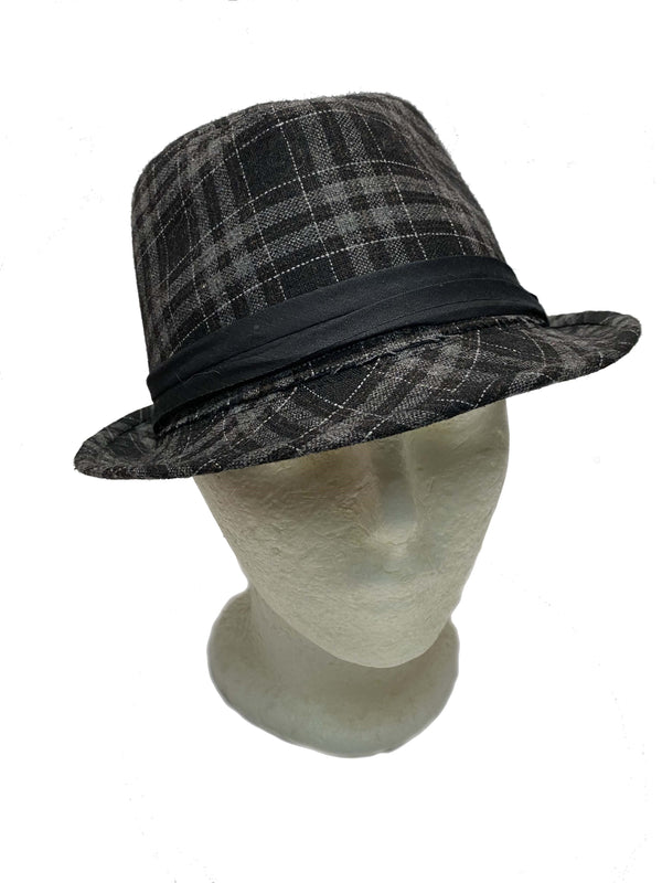 czapka-kapelusz-zima-winter-hats-made-in-poland-polish-vibes-gift-gallery