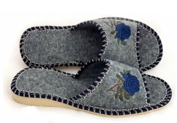 WOMEN'S-SLIPPERS-EUROPEAN-FLATS-SHOES-KAPCIE-FILCOWE-DAMSKIE-PANTOFLE-GÓRALSKIE-GORALSKIE-POLSKIE-POLISH-VIBES-GIFT-GALLERY-CHICAGO