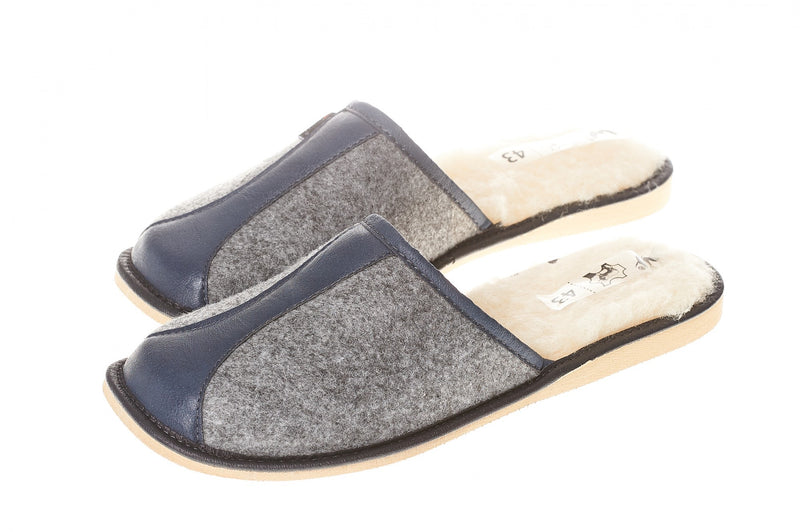 Men’s  Felt of Wool /Leather Slippers. Sheep Wool.